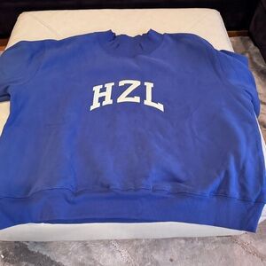 HAZEL BOUTIQUE OVERSIZED MOCKNECK NEVER WORN- size L/XL